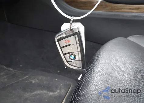 2018 BMW Alpina B7 xDrive z USA, uszkodzony, nr VIN WBA7F2C58JG424774